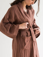 Load image into Gallery viewer, CITTA - Plum Linen Robe
