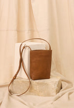 Load image into Gallery viewer, Louanne Pouch - Ochre
