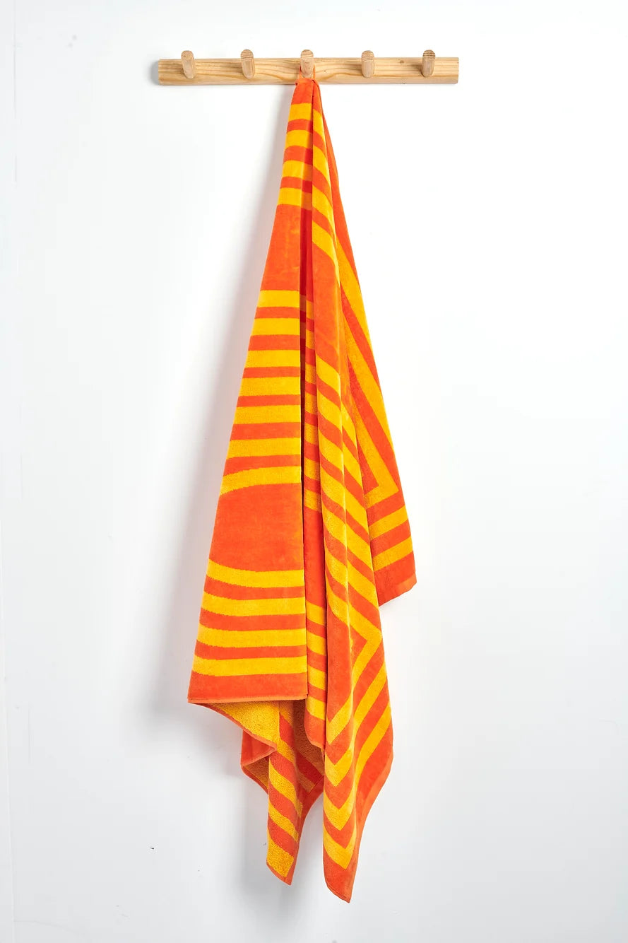 Lateral Objects Towels - Arc Towel