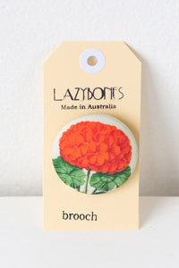 LAZYBONES - Geranium brooch