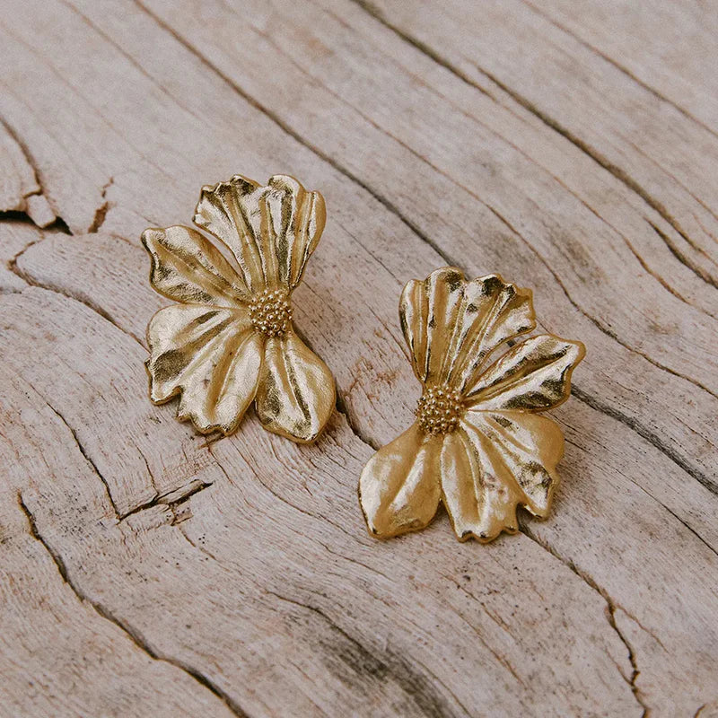 MONEA EARRING