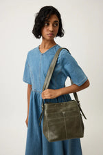 Load image into Gallery viewer, Sling Tote - Agave
