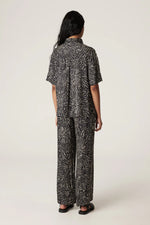 Load image into Gallery viewer, Cable Madie Shirt - Kaleidascope Print
