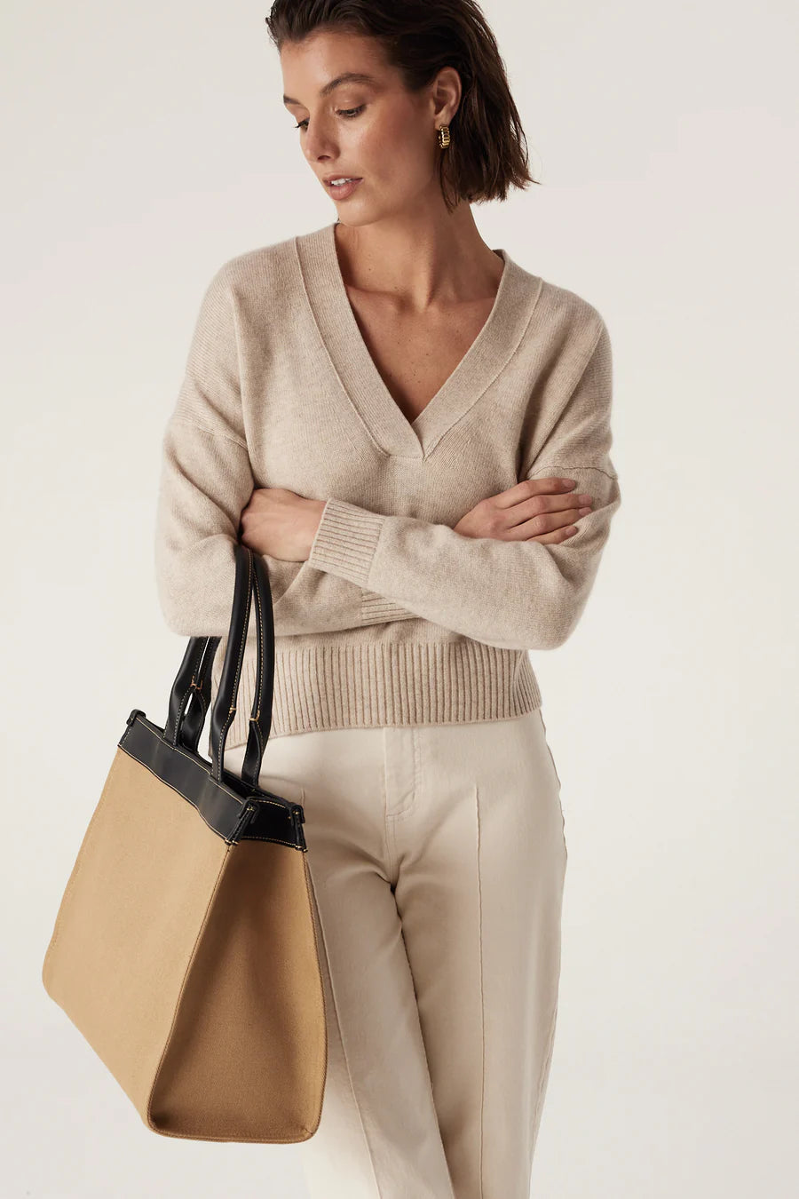 CABLE - Cashwool V Neck Jumper - Oatmeal