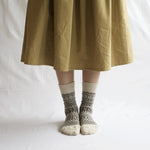 Load image into Gallery viewer, NISHIGUCHI KUTSUSHITA : oslo wool jacquard sock - Oatmeal
