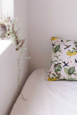 Load image into Gallery viewer, LAZYBONES - Hummingbird pillowcase set
