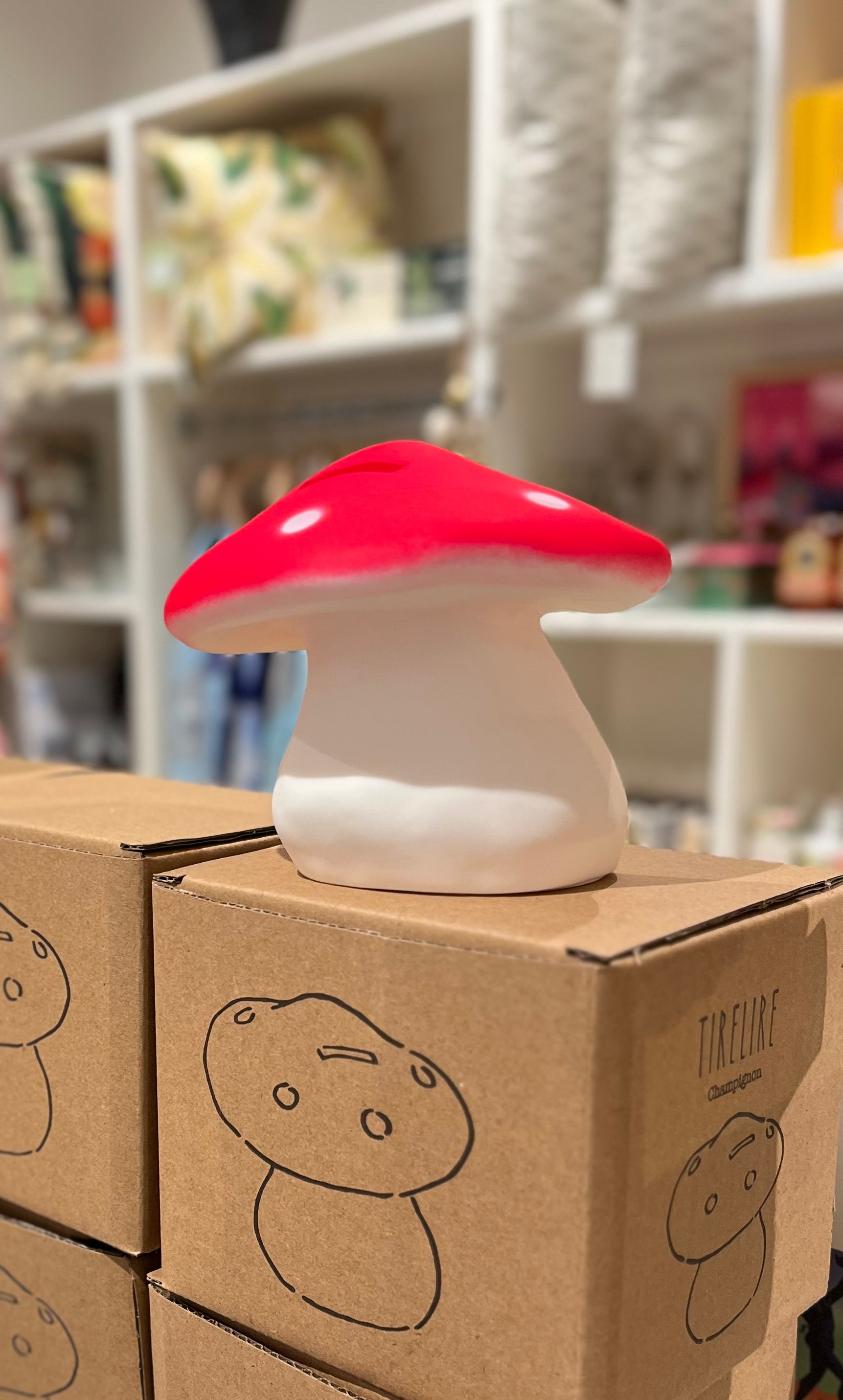 Egmont Toys – Heico Mushroom Saving Bank Red