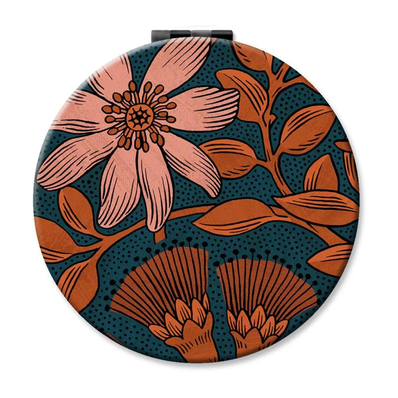Live Wires- Puwherowhero-8cm-Mirror