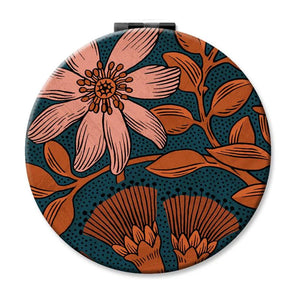 Live Wires- Puwherowhero-8cm-Mirror