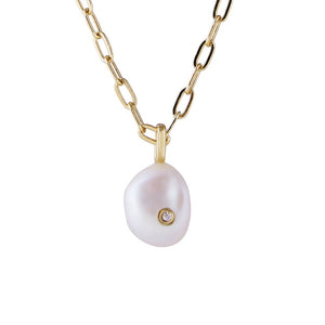 FAIRLEY Freshwater Pearl Necklace