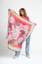 Load image into Gallery viewer, POM - OOPSY DAISY PINK SHAWL
