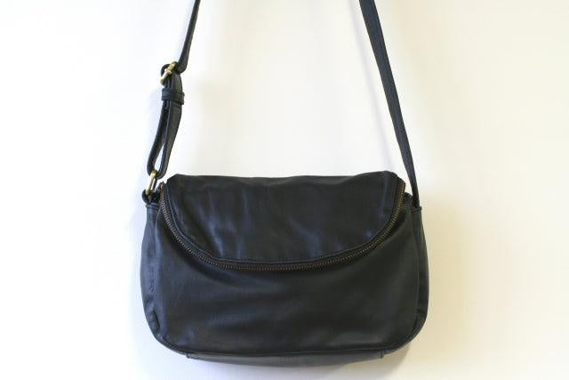 Makers & Providers Bonnie Sling bag