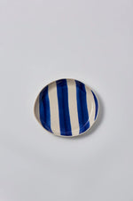 Load image into Gallery viewer, JONES &amp; CO - CABANA STRIPE PLATE BLUE
